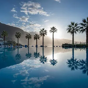 monte-mar-palace-hotel.madeira-islandshotels.com/